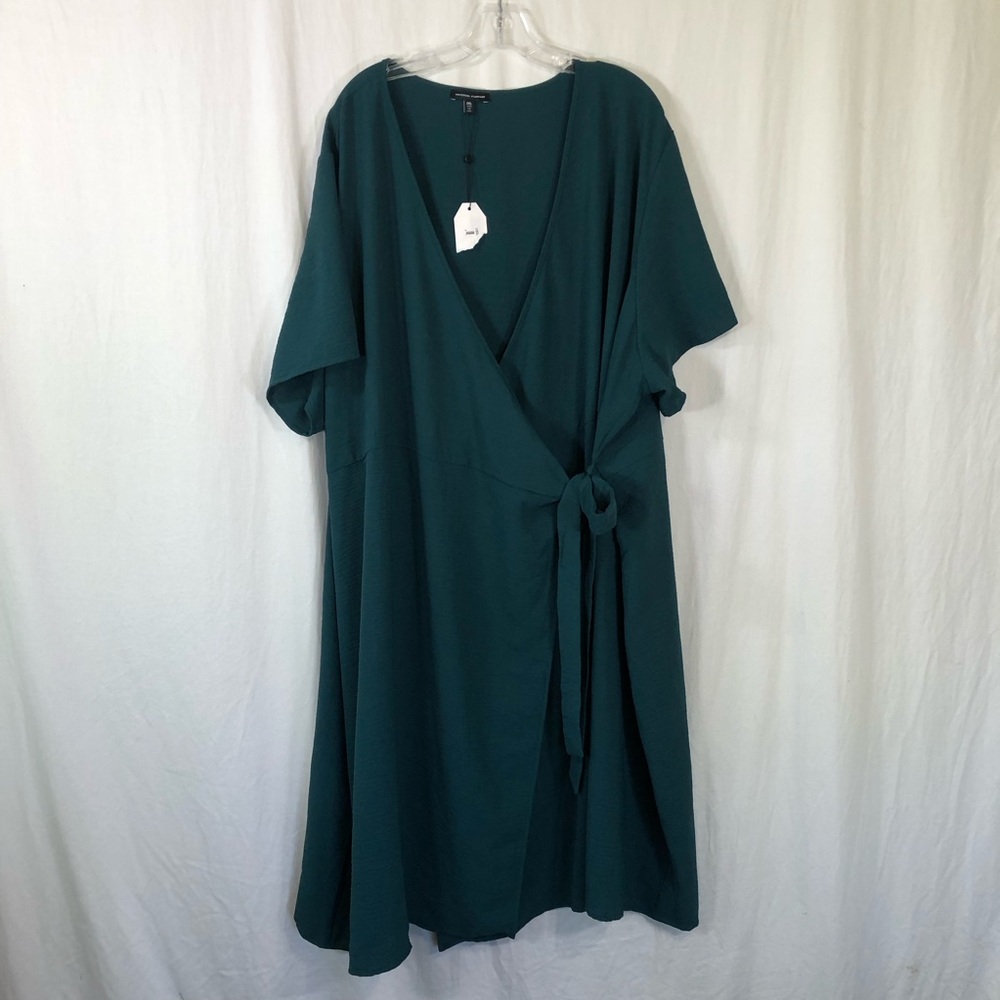 NWT Universal Standard Midi Wrap Dress Sz 2XL/30-32
